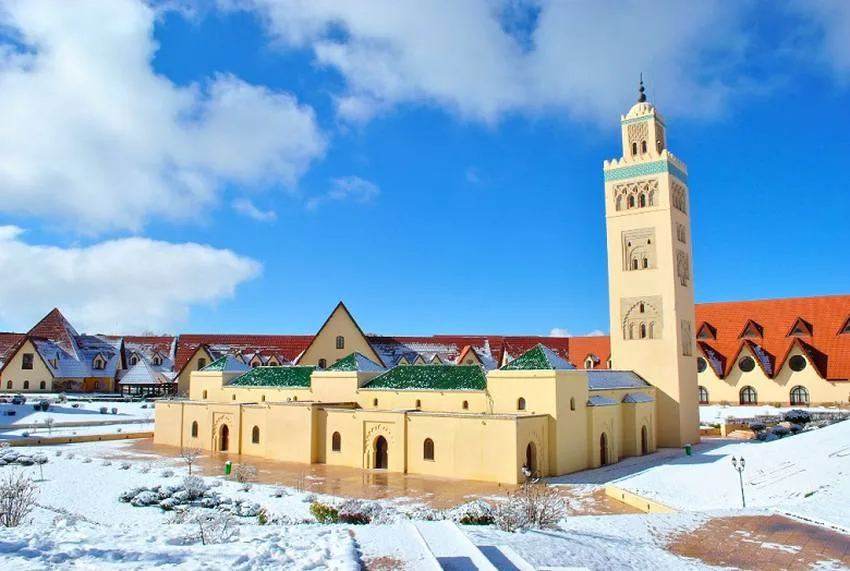 Dadès — Tinghir — Midelt — Ifrane